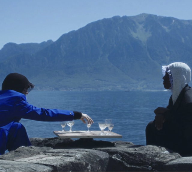 12.30 Visite commentée de l’exposition « Five Years, Stuck on My Eyes »